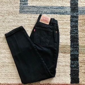Vintage high waisted 550 Levi jeans